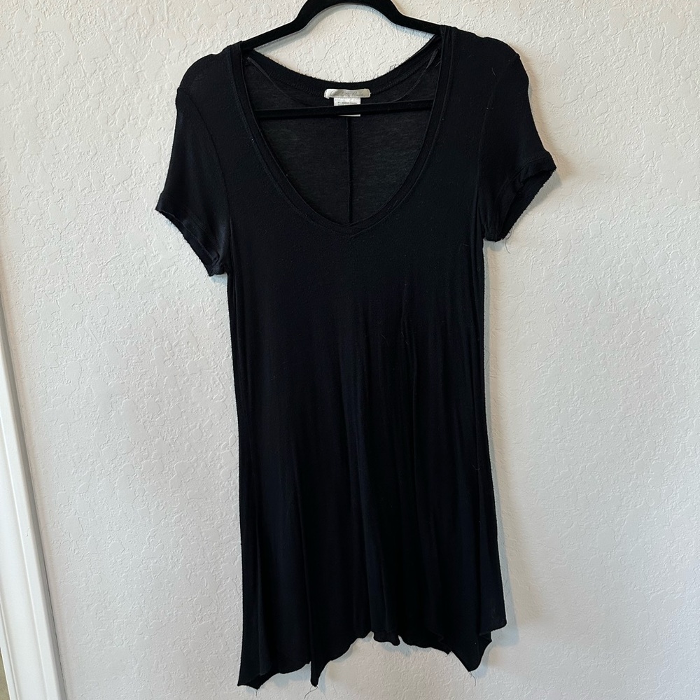 Charlotte Russe Black V-Neck Midi Dress
